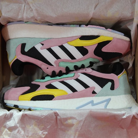 Adidas Tresc Run Boost women's Running Shoe EF7643 - Picture 2 of 14